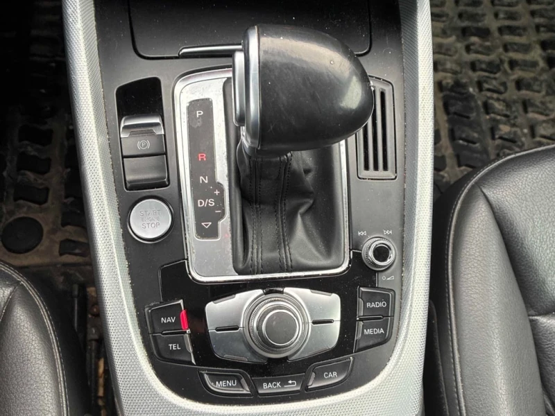 Audi Q5 * 2.0T Progressiv * ШИБЕДАХ* * KEYLESS ENTRY* , снимка 16 - Автомобили и джипове - 53455822