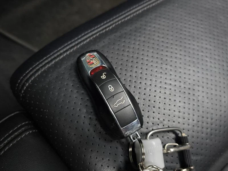 Porsche Cayenne * 4.8* S* 958* ЦЕНАДОБГ!, снимка 15 - Автомобили и джипове - 55722669