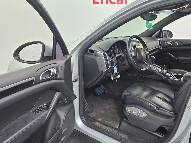 Porsche Cayenne * 4.8* S* 958* ЦЕНАДОБГ!, снимка 10 - Автомобили и джипове - 55722669