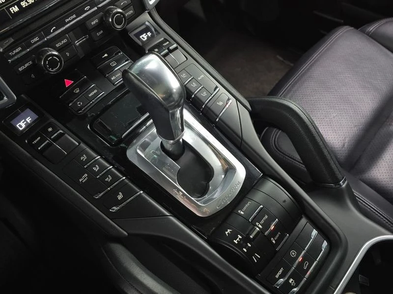 Porsche Cayenne * 4.8* S* 958* ЦЕНАДОБГ!, снимка 9 - Автомобили и джипове - 55722669