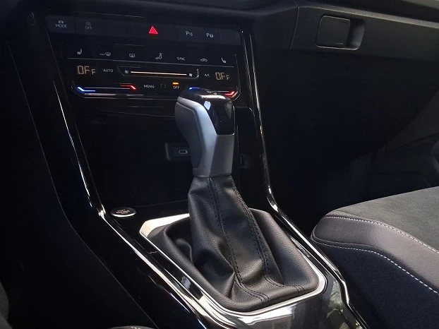 VW T-Roc 2.0 TDI = R-Line = �������� | Mobile.bg � ����������� 7