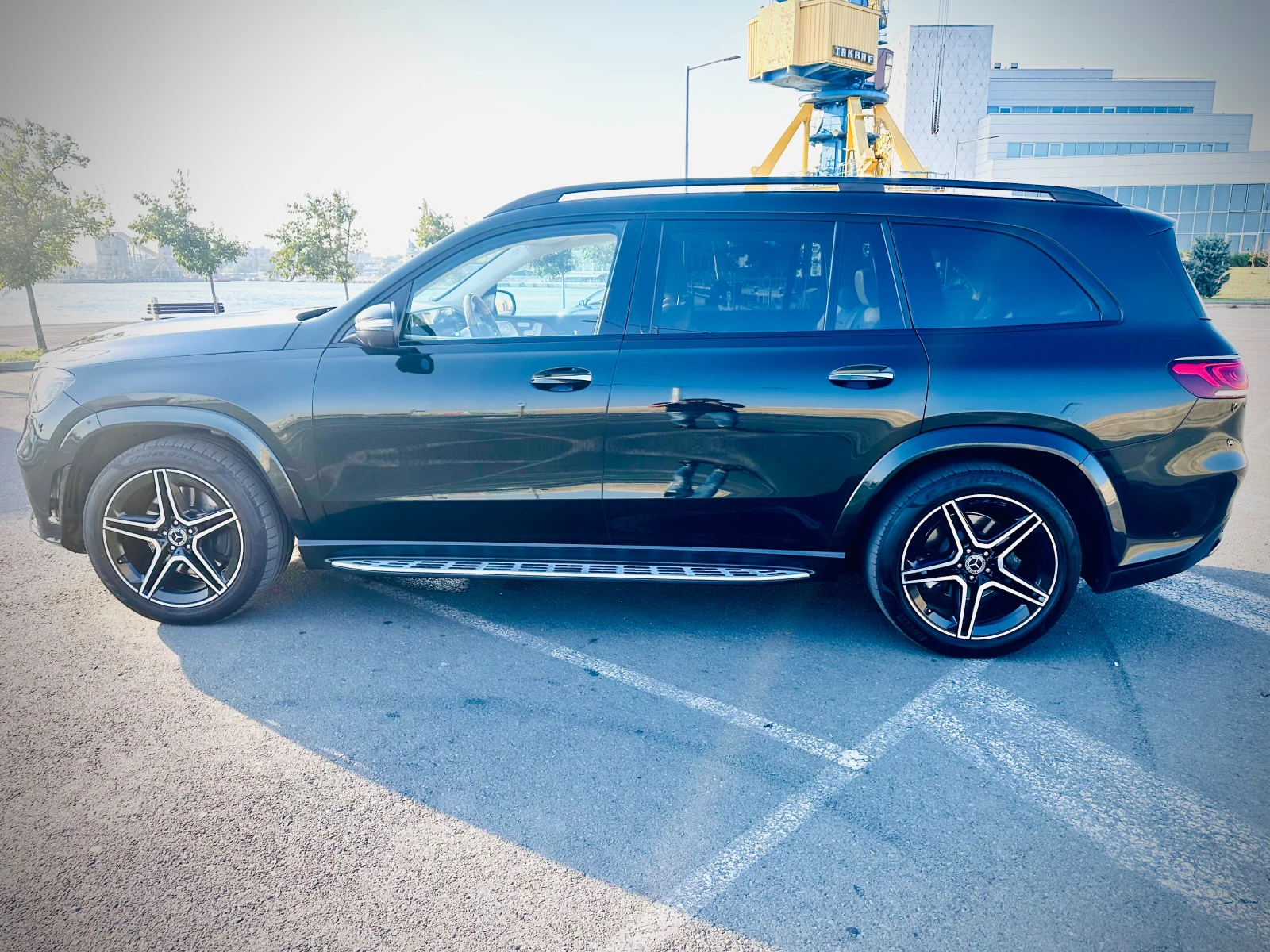 Mercedes-Benz GLS 580 AMG-Line - изображение 3