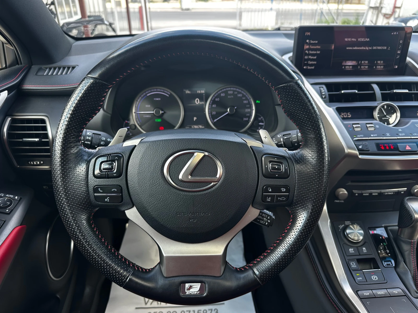 Lexus NX 300h 197кс. F-Sport Full - изображение 10