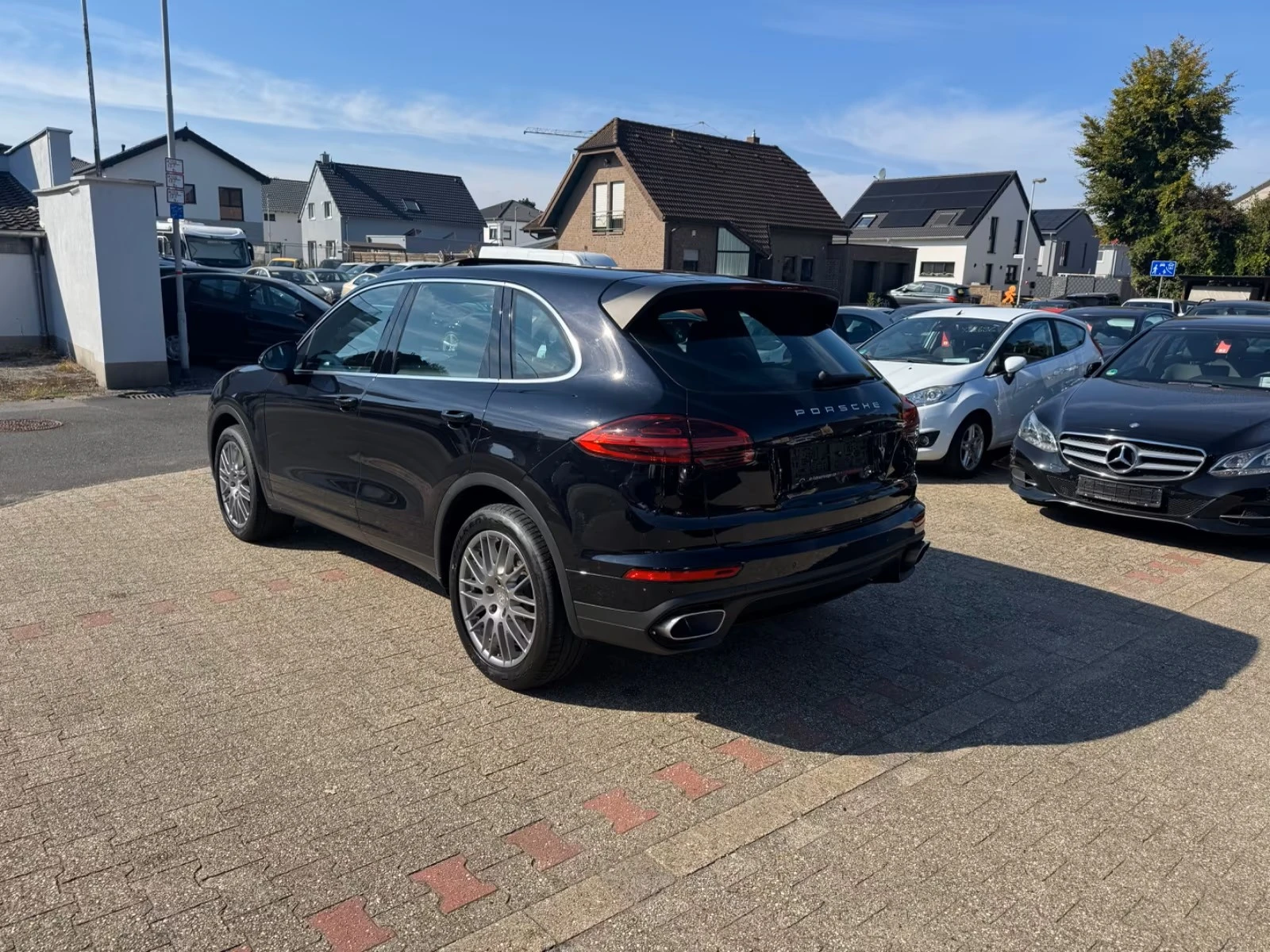 Porsche Cayenne 4.2 - изображение 2