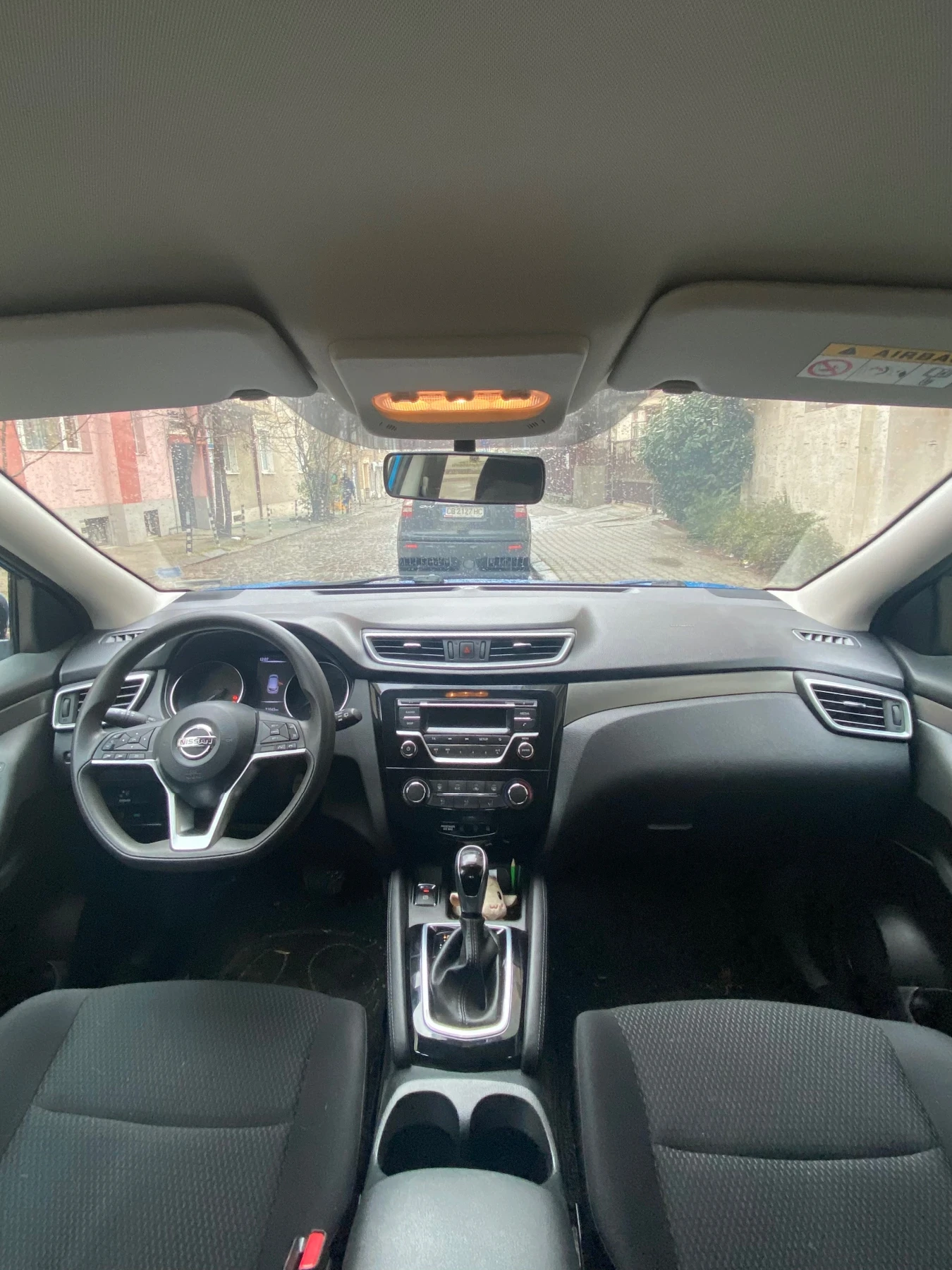 Nissan Qashqai 1.3 DCT, снимка 7 - Автомобили и джипове - 53734433