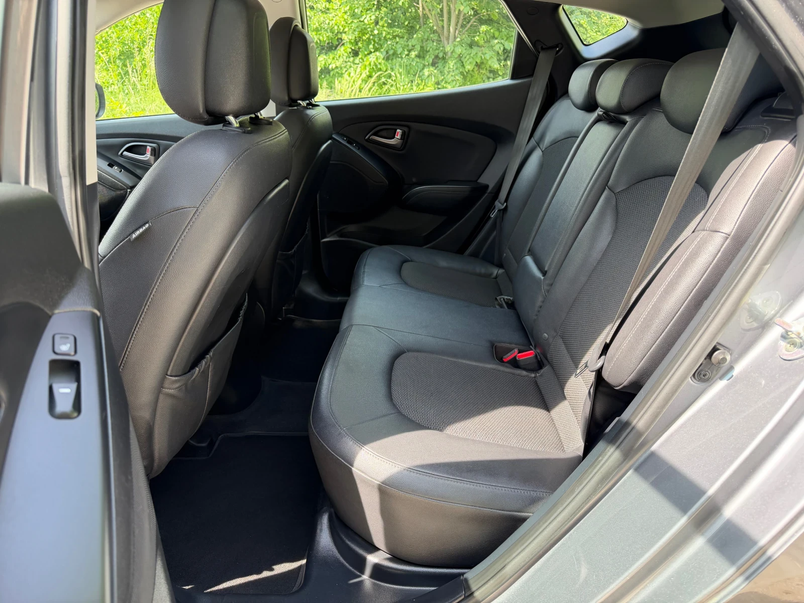 Hyundai IX35 1.6i 135кс 180хил.км 6-ск2-ключа.Кожа.Климатроник., снимка 10 - Автомобили и джипове - 53890559