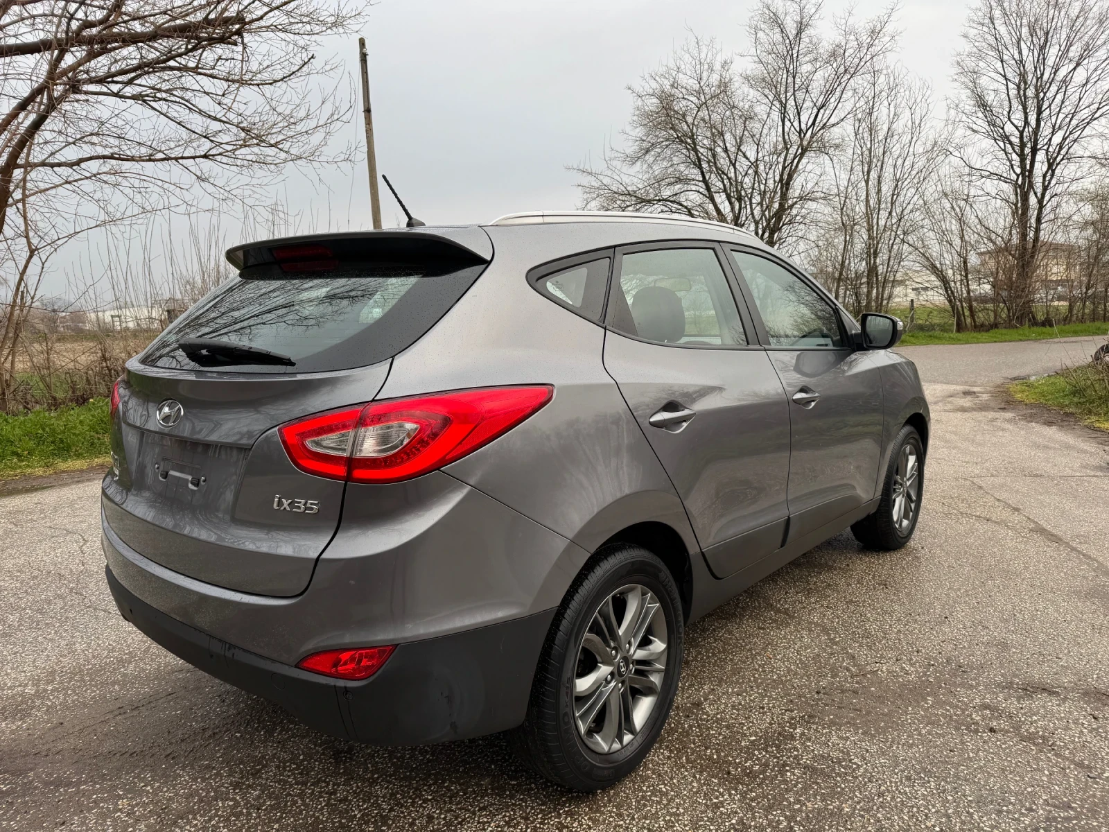 Hyundai IX35 1.6i 135кс 180хил.км 6-ск2-ключа.Кожа.Климатроник., снимка 4 - Автомобили и джипове - 53890559