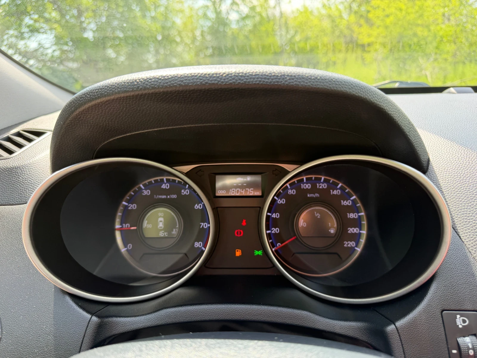 Hyundai IX35 1.6i 135кс 180хил.км 6-ск2-ключа.Кожа.Климатроник., снимка 13 - Автомобили и джипове - 53890559