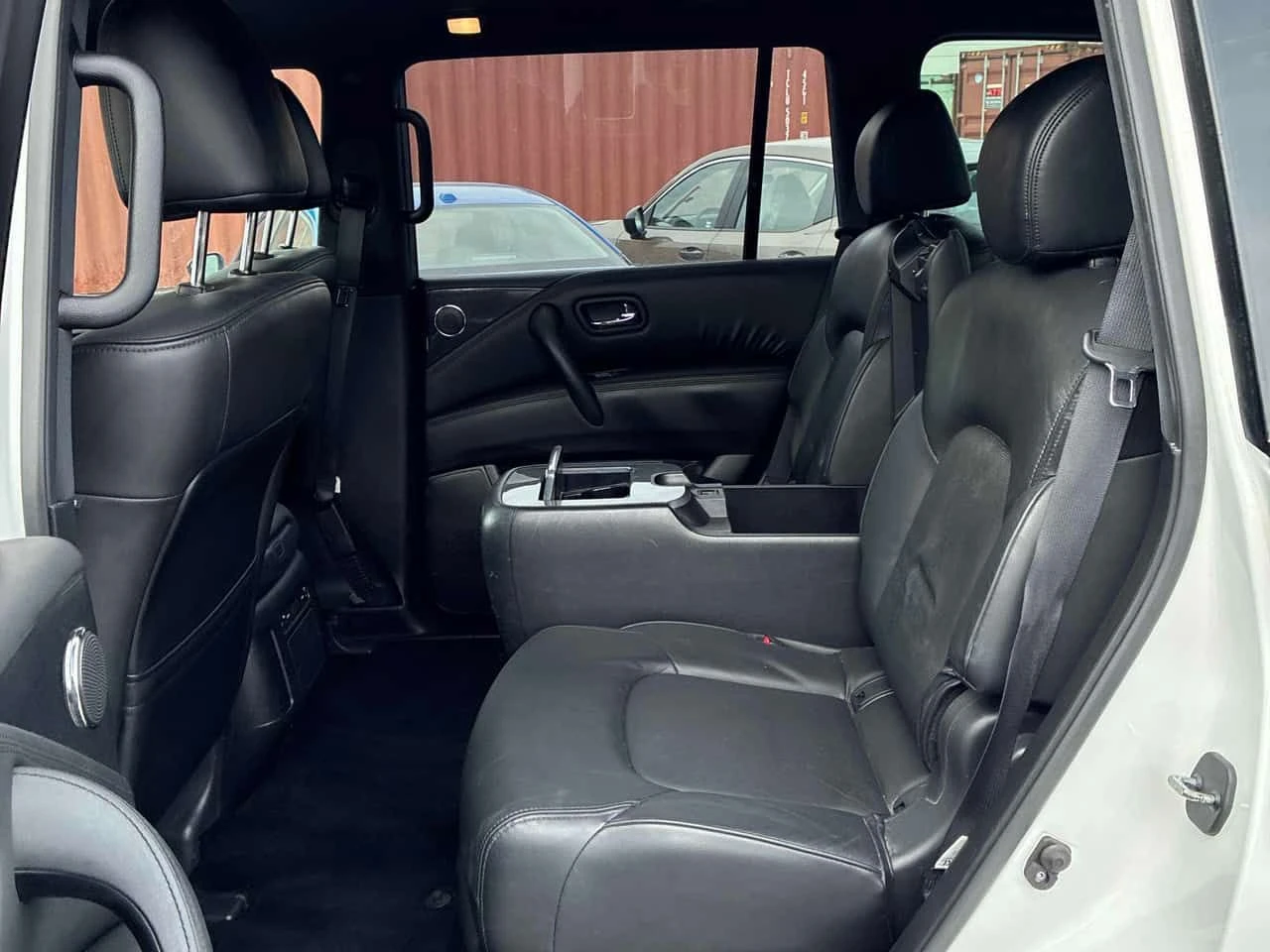 Nissan Armada * SL * ГЛАВНО ПРЕДСТАВИТЕЛСТВО* , снимка 13 - Автомобили и джипове - 54134852