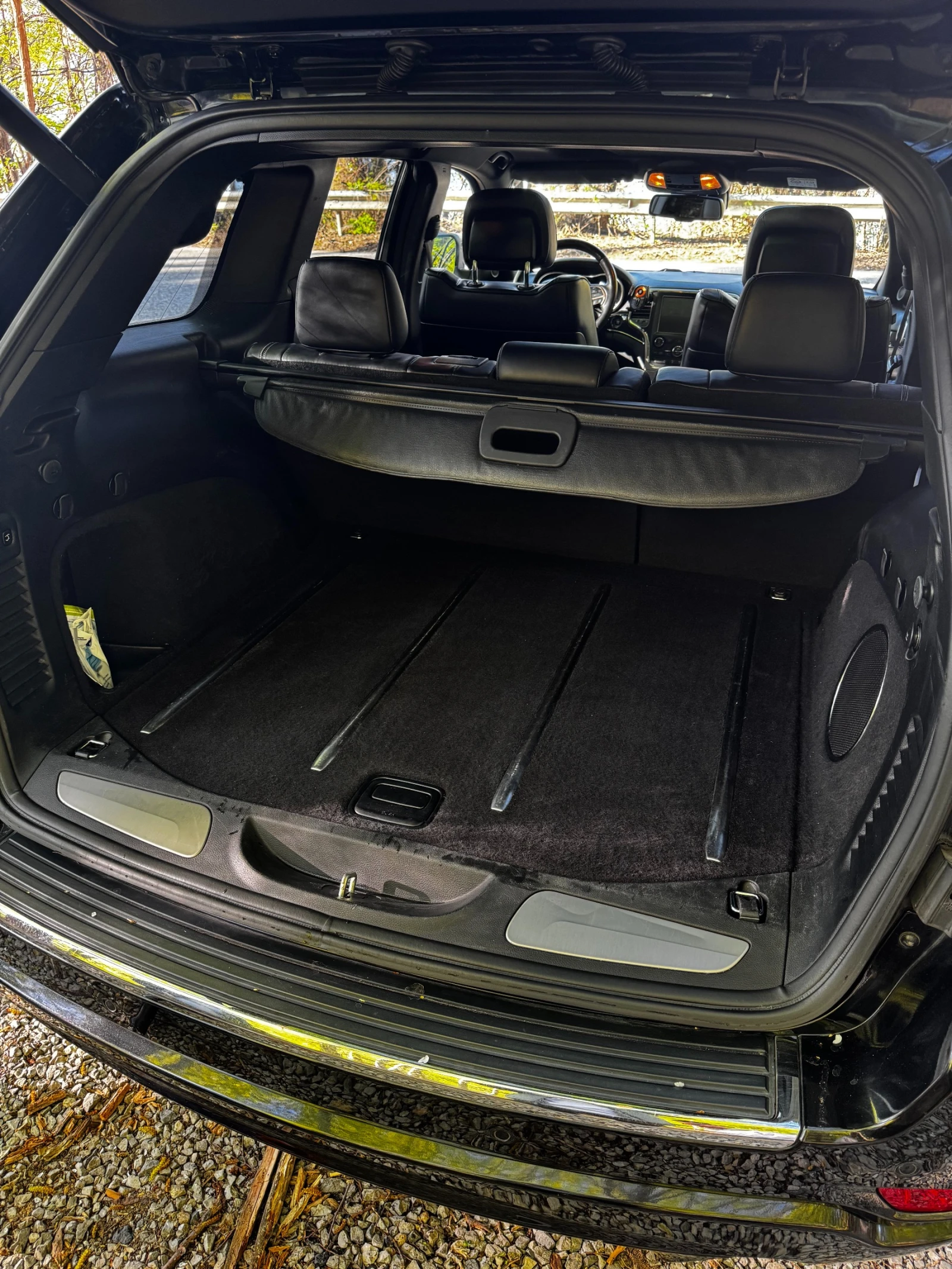 Jeep Grand cherokee Overland | Германия, снимка 14 - Автомобили и джипове - 54323187