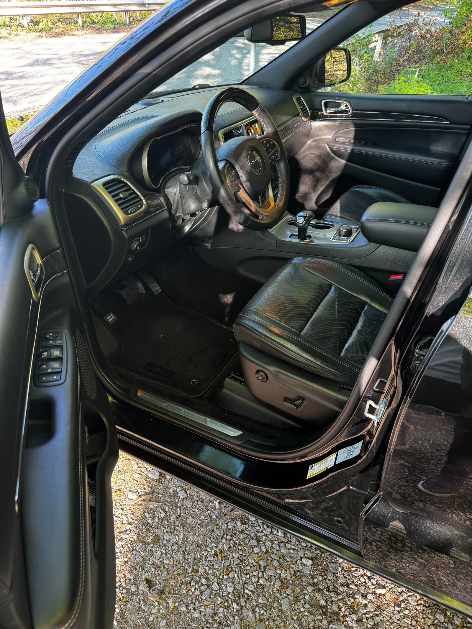 Jeep Grand cherokee Overland | Германия, снимка 9 - Автомобили и джипове - 54323187