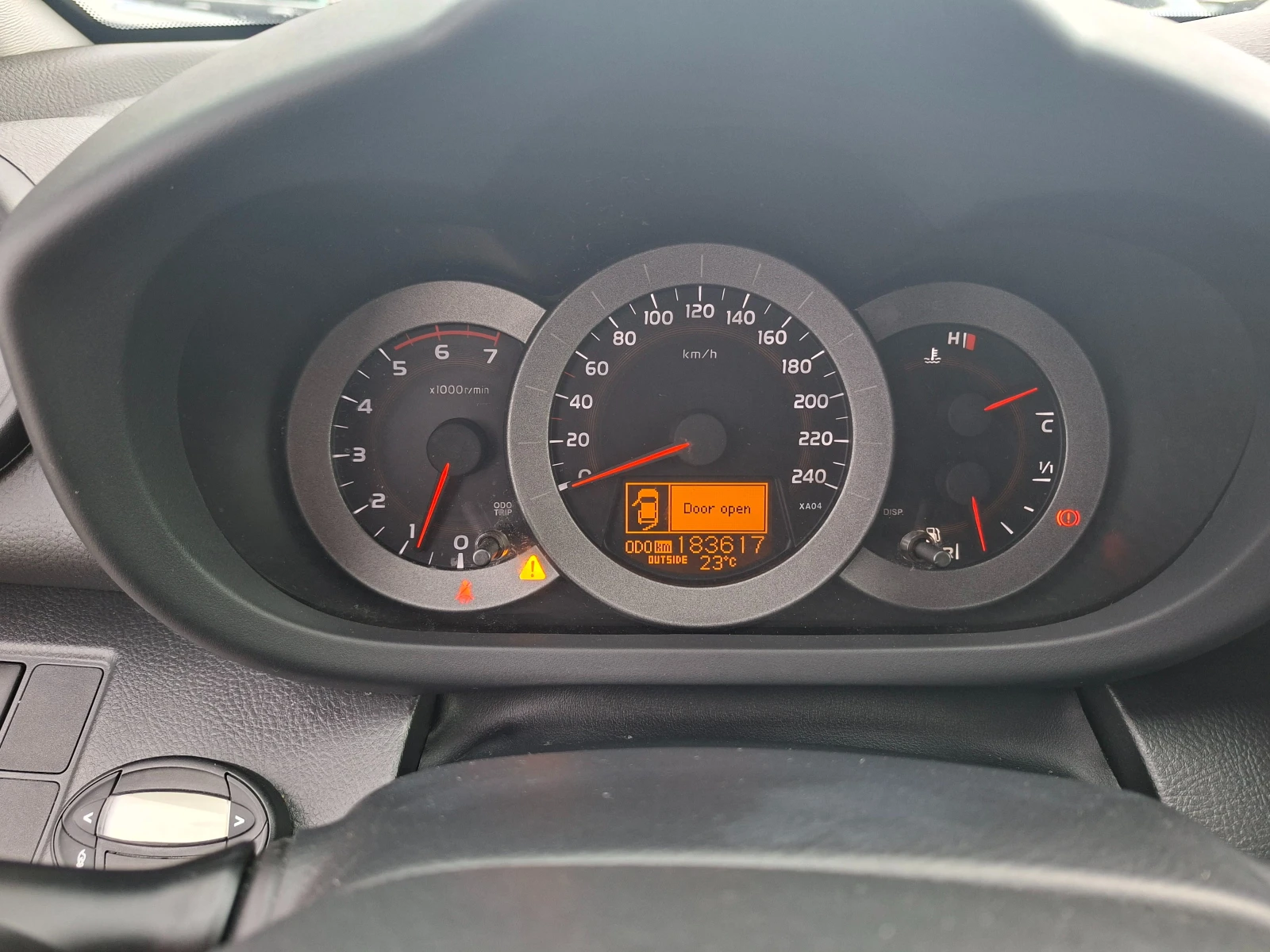 Toyota Rav4 4x4, снимка 14 - Автомобили и джипове - 54643168