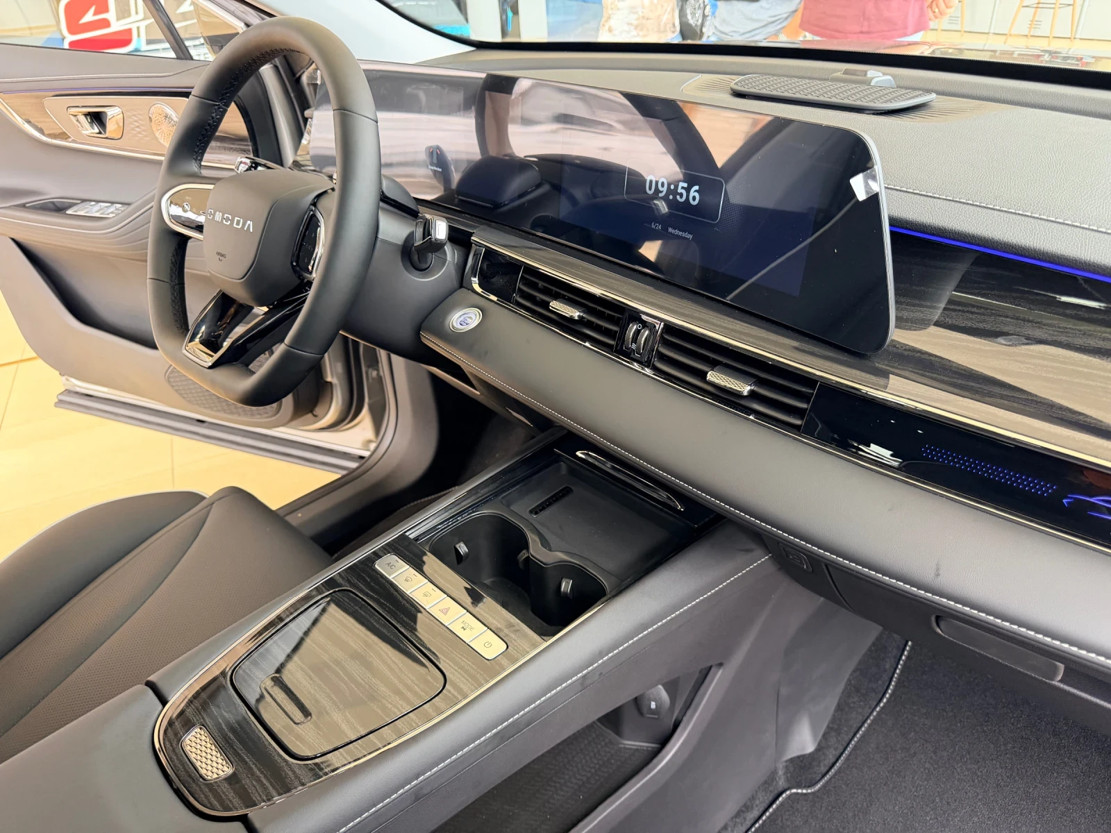 Omoda 5 Premium 7DCT FWD , снимка 16 - Автомобили и джипове - 55023099