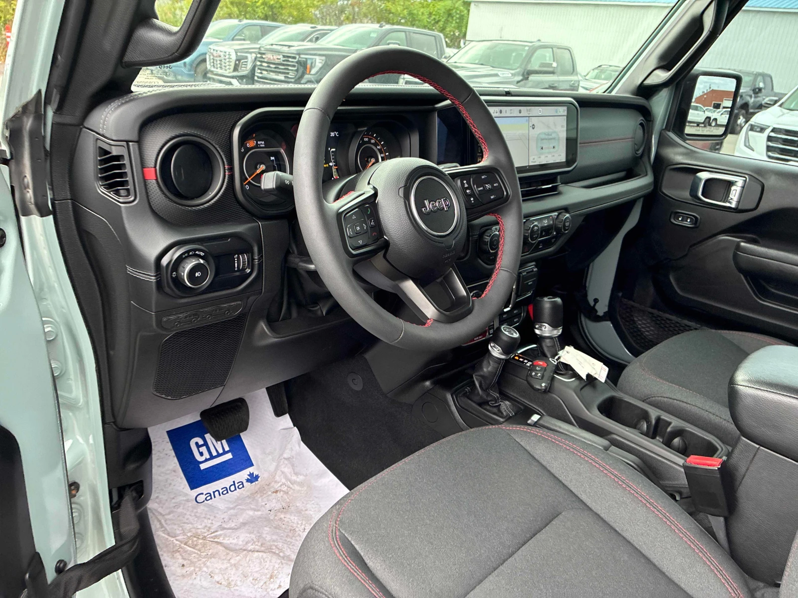 Jeep Wrangler Rubicon* CARFAX* АВТОКРЕДИТ БЕЗ ПЪРВОНАЧАЛНА ВНОСК, снимка 5 - Автомобили и джипове - 56068758