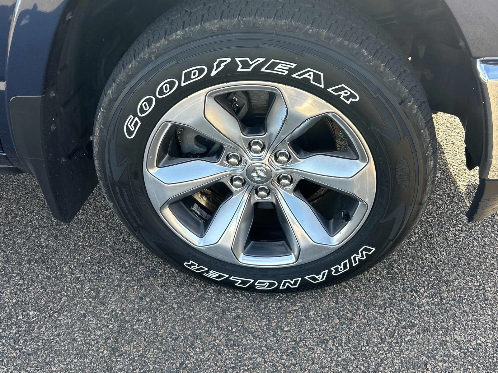 Dodge RAM 1500 Limited / 360 / Обдухване / Carfax, снимка 7 - Автомобили и джипове - 56228994