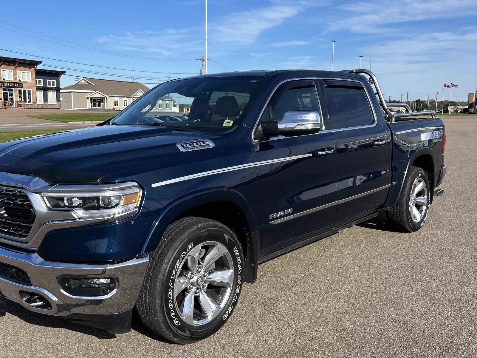 Dodge RAM 1500 Limited / 360 / Обдухване / Carfax