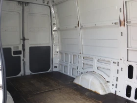 Iveco Daily 35S13-12 КУБ. М. ОБЕМ НА ТОВАРНОТО ПОМЕЩЕНИЕ | Auto.bg — изображение 13