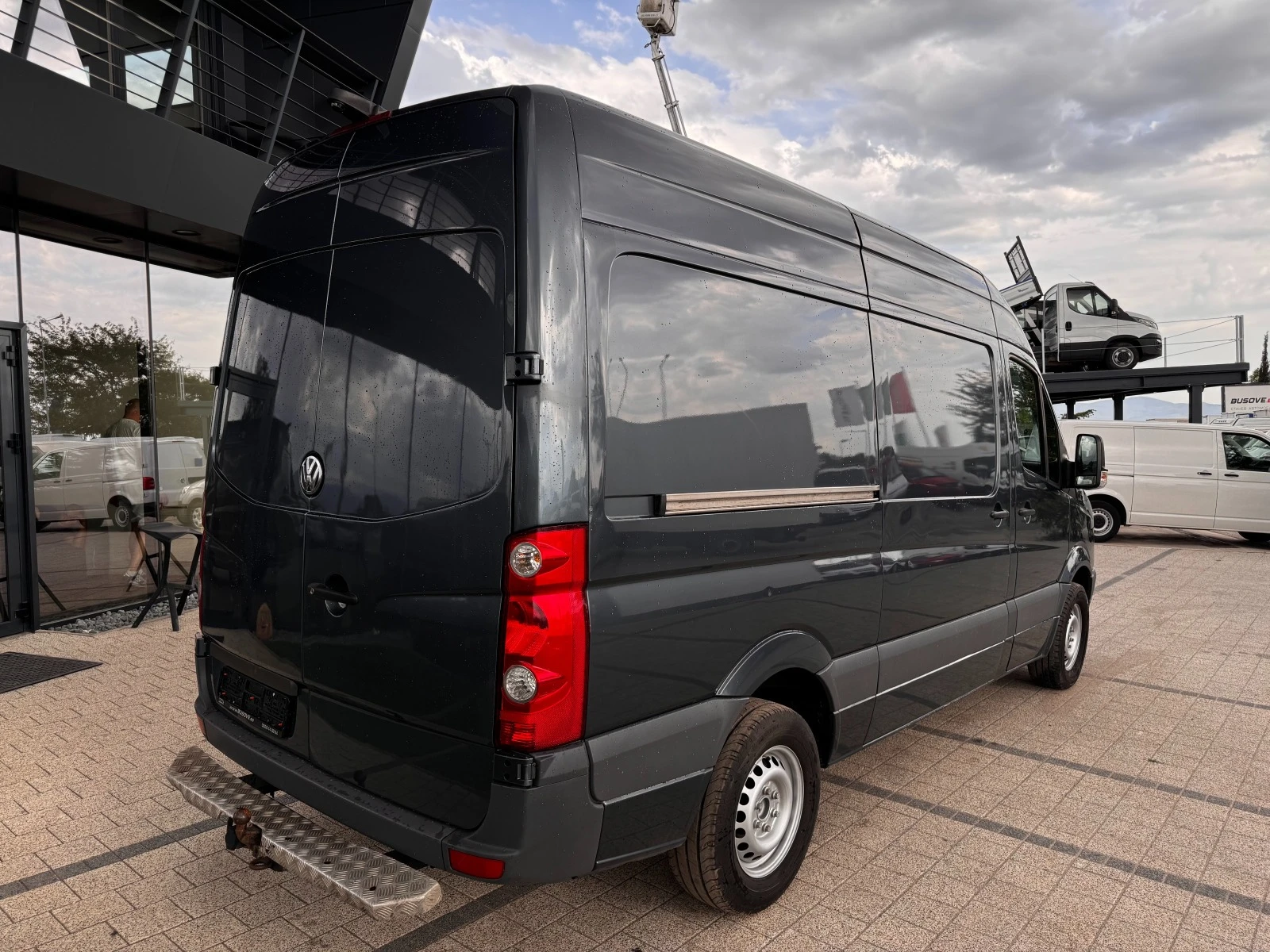 VW Crafter 2.5TDI Клима L2H2  - изображение 6