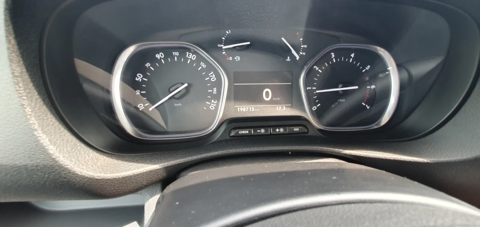 Peugeot Expert 1, 6 HDI* NAVI* EURO6*  - изображение 7
