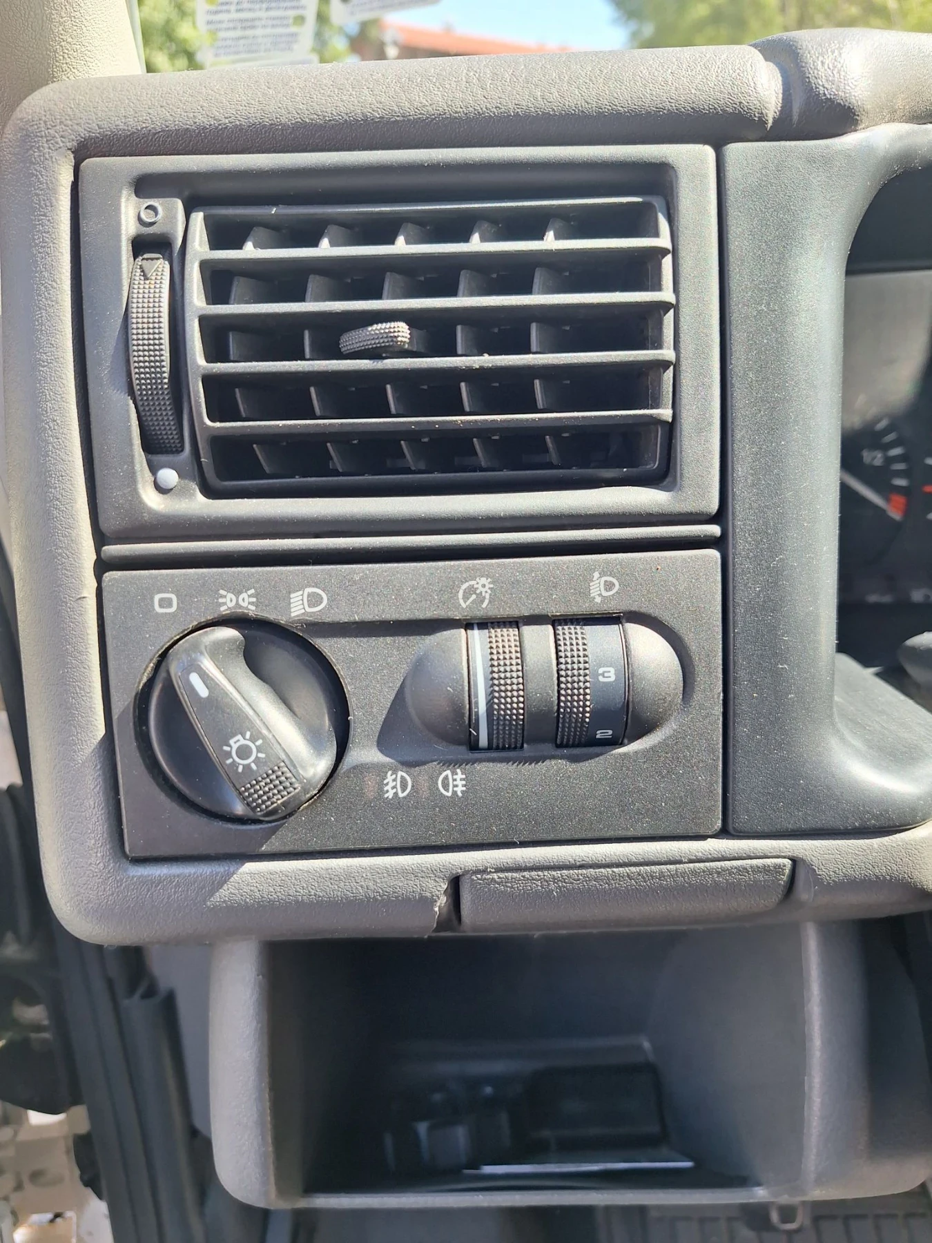 VW T4 2.5 102 кс , снимка 4 - Бусове и автобуси - 55973628