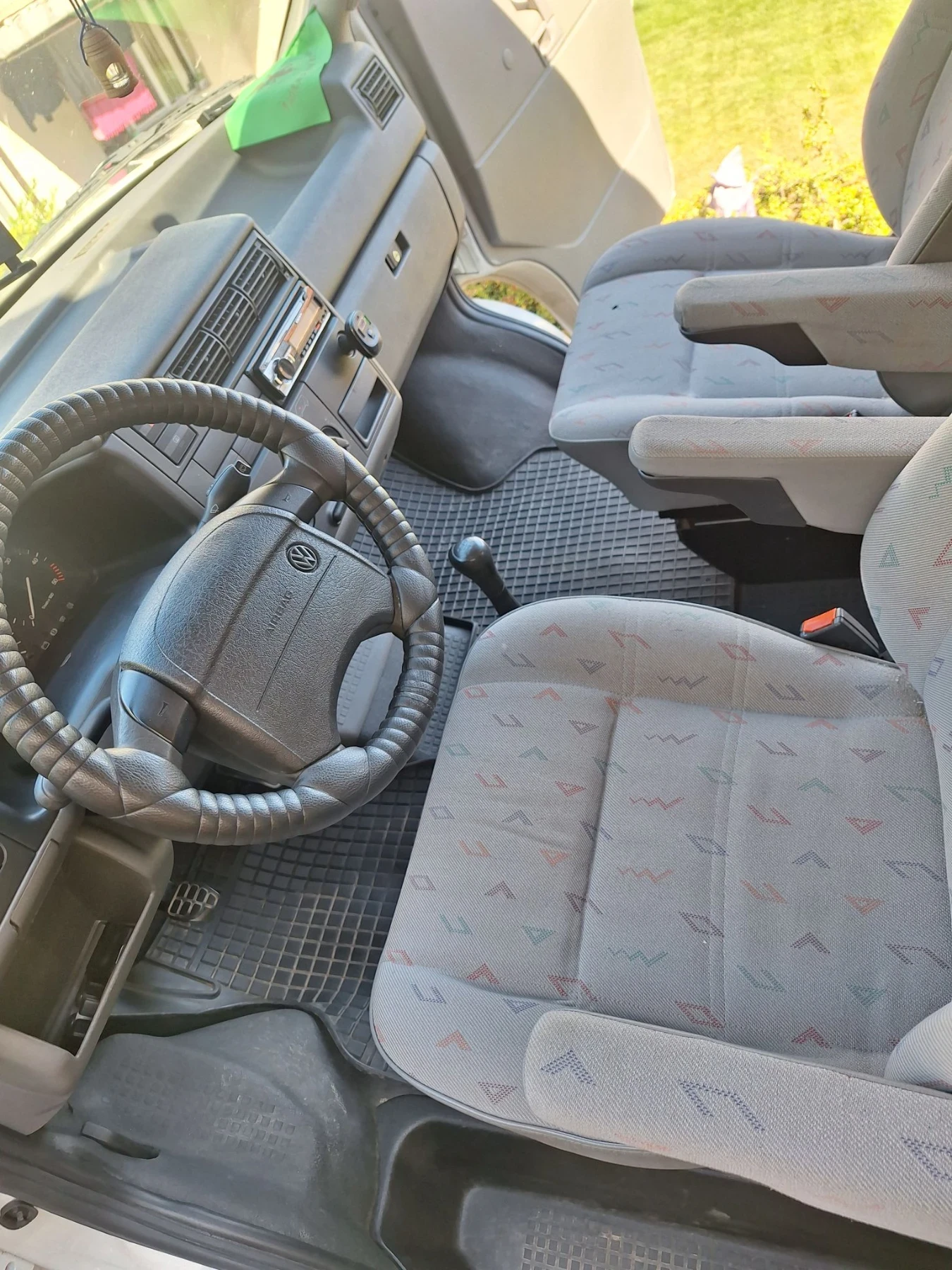 VW T4 2.5 102 кс , снимка 8 - Бусове и автобуси - 55973628