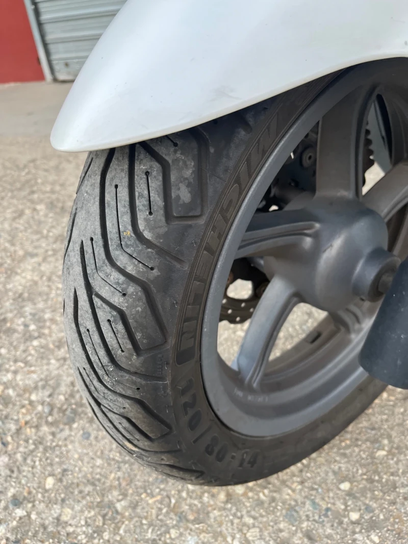 Kymco Downtown 300, снимка 8 - Мотоциклети и мототехника - 51522260