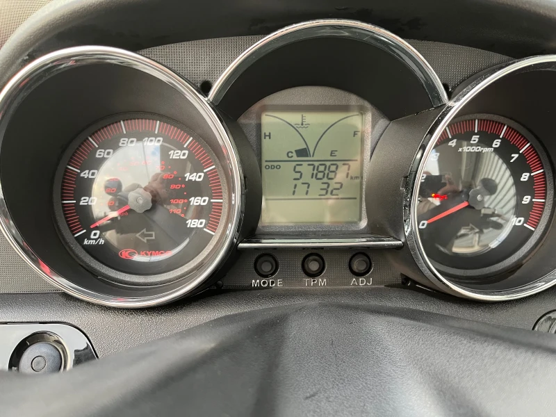 Kymco Downtown 300, снимка 5 - Мотоциклети и мототехника - 51522260