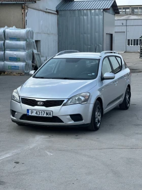 Kia Ceed FACELIFT/СЕРВИЗНА КНИЖКА, снимка 1