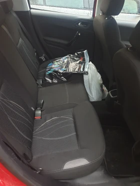 Peugeot 208 1.4, снимка 11