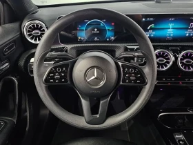 Mercedes-Benz A 220, снимка 17