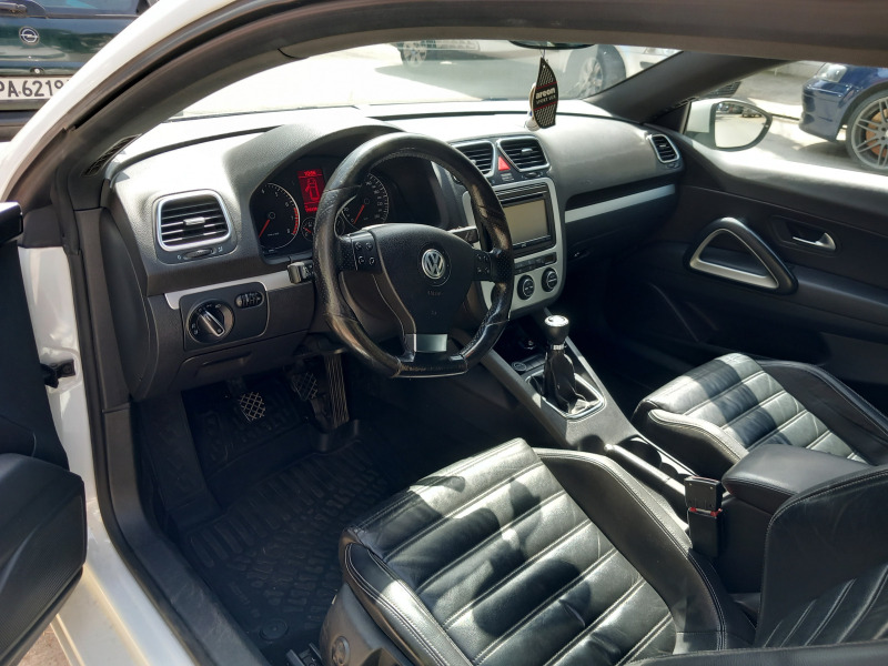 VW Scirocco TSI 1.4 ГАЗ, снимка 8 - Автомобили и джипове - 45452822