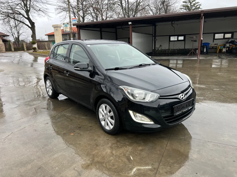 Hyundai I20, снимка 7 - Автомобили и джипове - 48275889