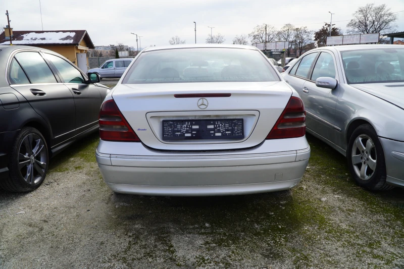 Mercedes-Benz C 270 270CDI , снимка 6 - Автомобили и джипове - 48801736