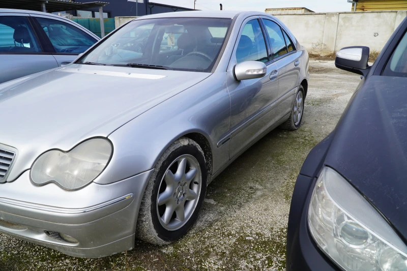 Mercedes-Benz C 270 270CDI , снимка 3 - Автомобили и джипове - 48801736