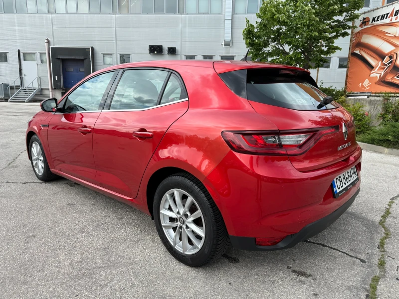 Renault Megane 1.2i 132 к.с., снимка 3 - Автомобили и джипове - 50480505