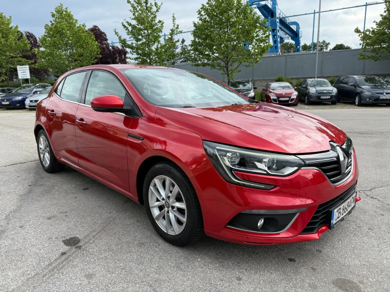 Renault Megane 1.2i 132 к.с., снимка 6 - Автомобили и джипове - 50480505