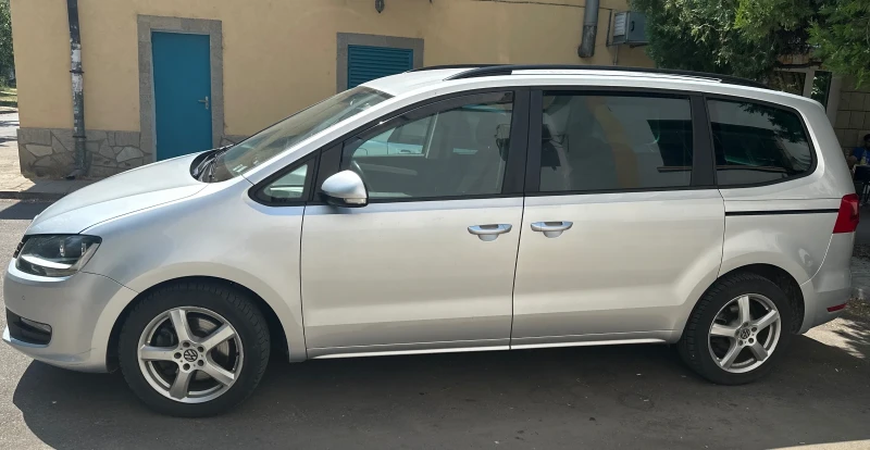 VW Sharan, снимка 5 - Автомобили и джипове - 52634211