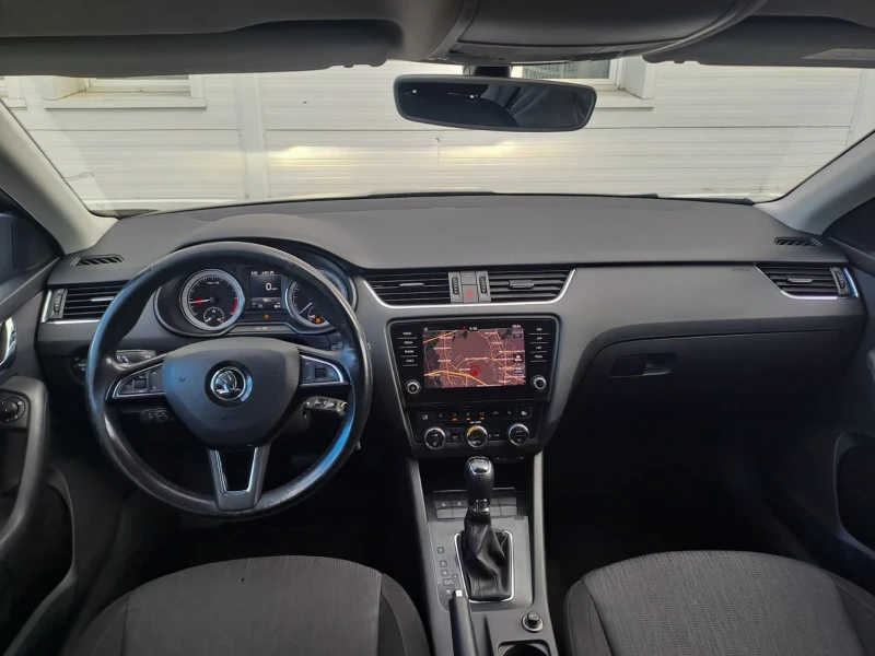 Skoda Octavia 2.0 TDI DSG * LED* , снимка 12 - Автомобили и джипове - 52019817