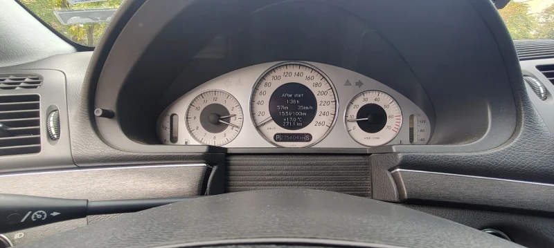 Mercedes-Benz E 320 E320, снимка 8 - Автомобили и джипове - 52289205