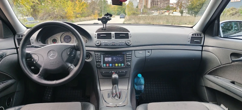 Mercedes-Benz E 320 E320, снимка 7 - Автомобили и джипове - 52289205