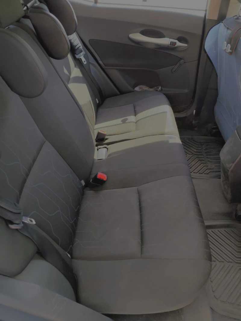 Toyota Auris, снимка 8 - Автомобили и джипове - 52831989