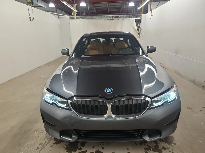 BMW 330 E HYBRID * * CARFAX * * АВТО КРЕДИТ * * , снимка 2 - Автомобили и джипове - 53027190