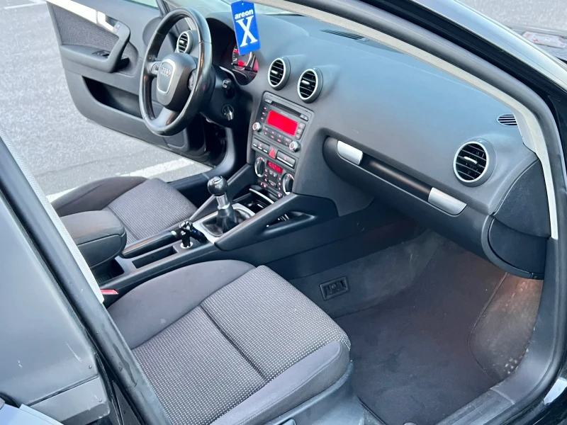 Audi A3 Sport/Back 1.9 /BKC/ 2010г!, снимка 12 - Автомобили и джипове - 53067238