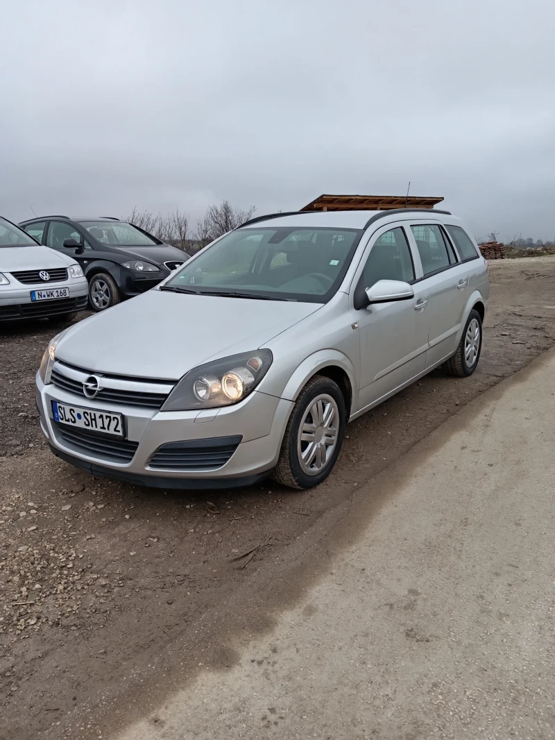 Opel Astra 1.4 бензин с верига, снимка 2 - Автомобили и джипове - 53232023