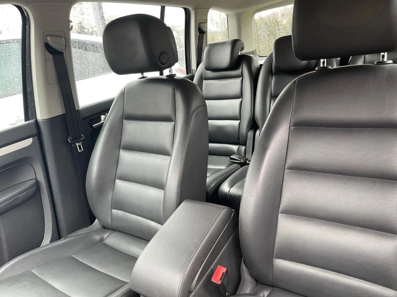 VW Touran CNG ECO FUEL, снимка 9 - Автомобили и джипове - 53510464