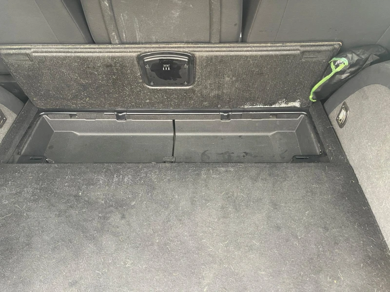 VW Touran CNG ECO FUEL, снимка 14 - Автомобили и джипове - 53510464