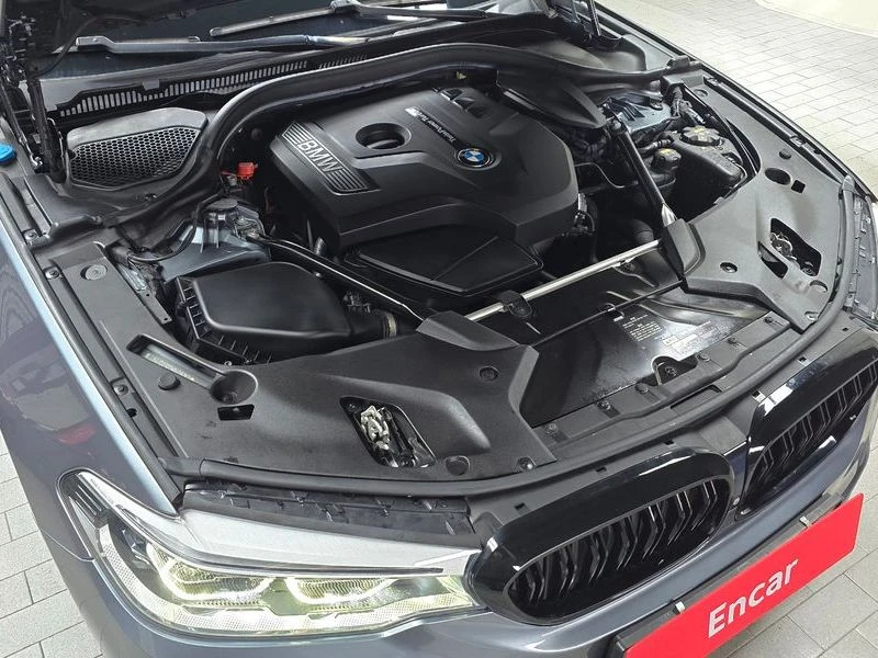 BMW 530 530I M Sports Plus, снимка 17 - Автомобили и джипове - 55505394