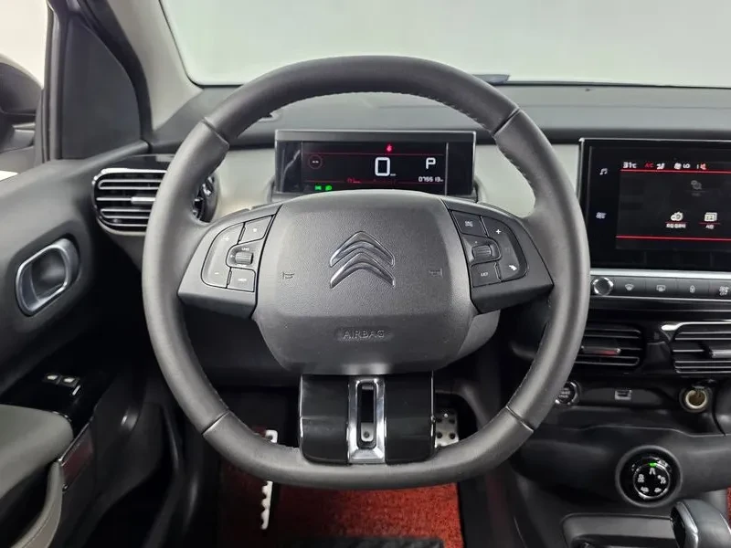 Citroen C4 Cactus 1.5 Bluehdi Shine, снимка 13 - Автомобили и джипове - 55831379
