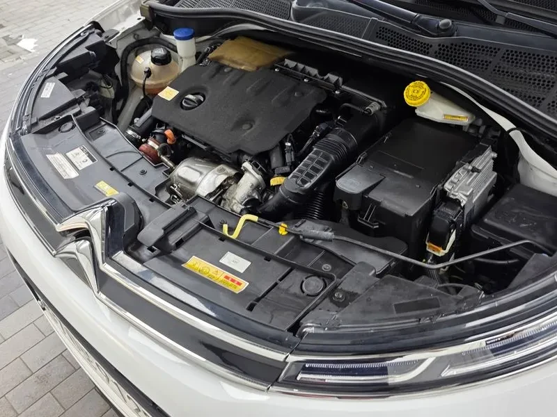 Citroen C4 Cactus 1.5 Bluehdi Shine, снимка 6 - Автомобили и джипове - 55831379