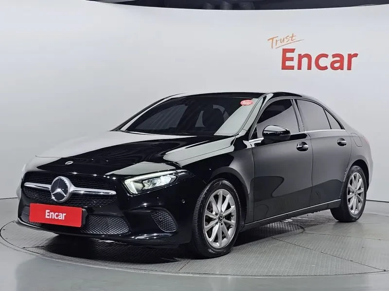 Mercedes-Benz A 220